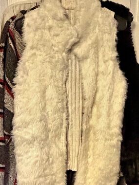 Fuzzy Knit Vest in Cream Like New with sweater back